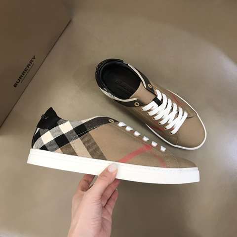 High Quality Replica Burberry sneakers for Men