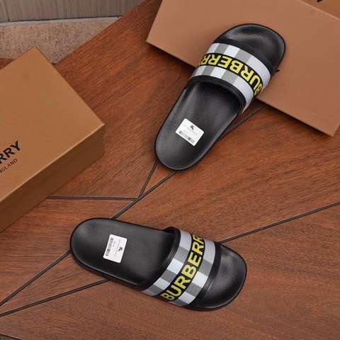 High Quality Replica Burberry slippers for Men