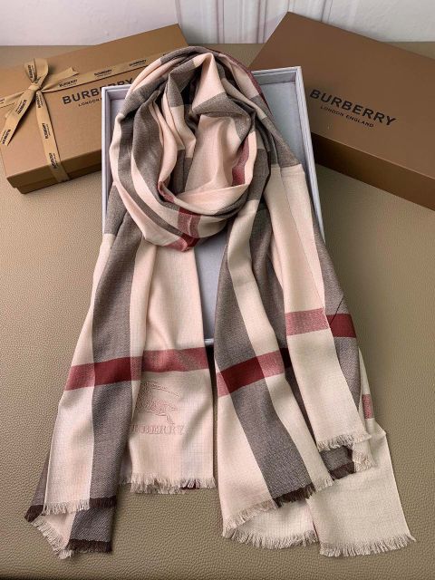 Replica Burberry Seep Cashmere Scarves