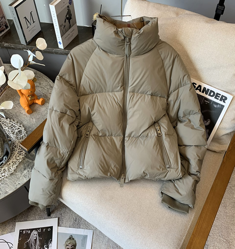 High Quality Replica Burberry Down Jackets For Women