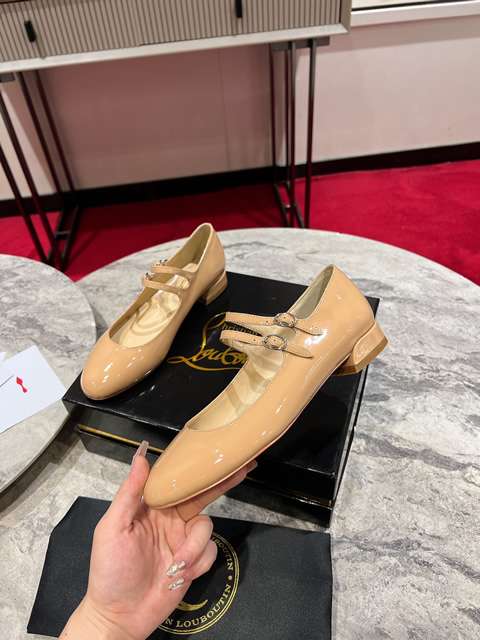 High Quality Replica Christian Louboutin shoes for Women