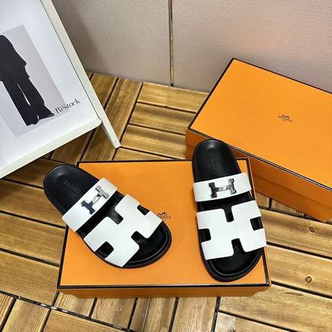 Replica High Quality Hermes Slipper for Men 