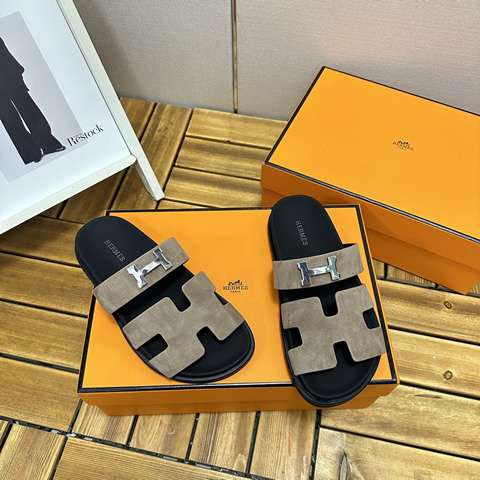 Replica High Quality Hermes Slipper for Men 