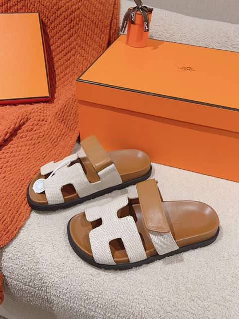 Replica High Quality Hermes Slipper for Men 