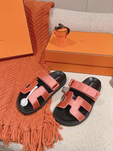 Replica High Quality Hermes Slipper for Men 