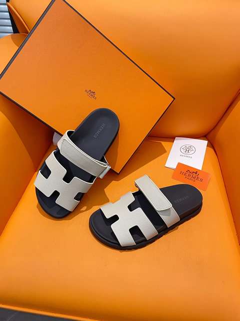 Replica High Quality Hermes Slipper for Men 