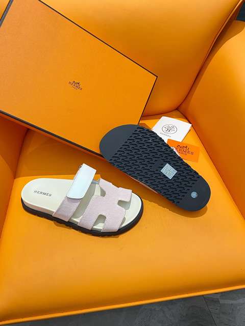 Replica High Quality Hermes Slipper for Men 