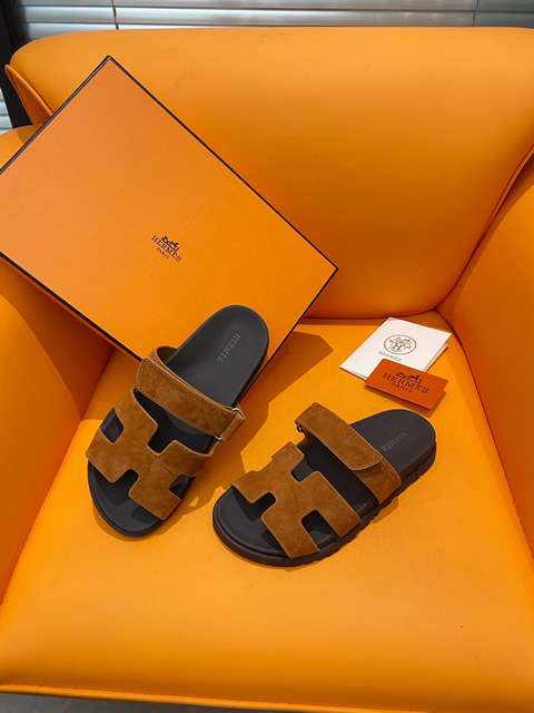 Replica High Quality Hermes Slipper for Men 