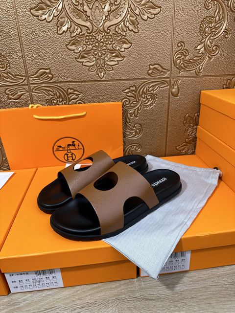 Replica High Quality Hermes Slipper for Men 