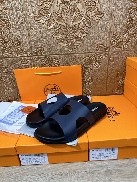 Replica High Quality Hermes Slipper for Men 