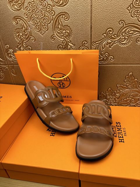 Replica High Quality Hermes Slipper for Men 