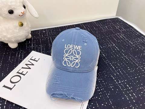 Replica Loewe Caps