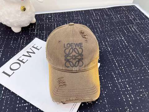 Replica Loewe Caps