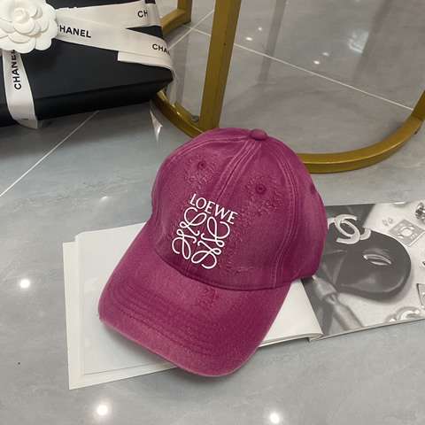 Replica Loewe Caps