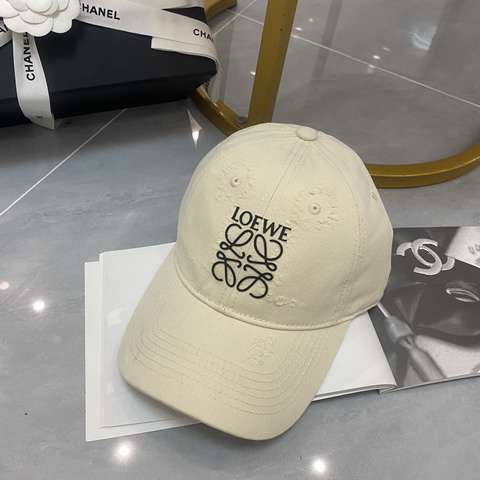 Replica Loewe Caps