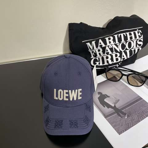 Replica Loewe Caps