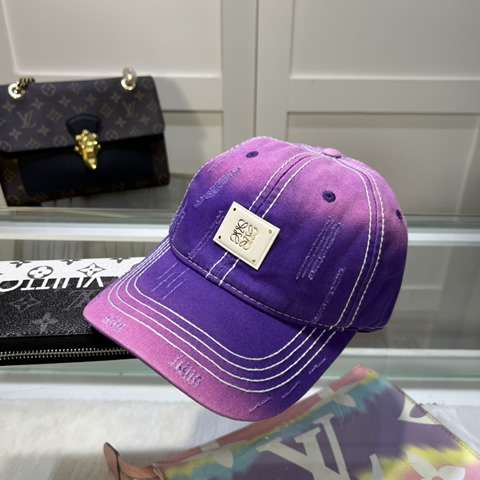 Replica Loewe Caps