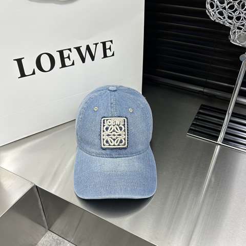 Replica Loewe Caps