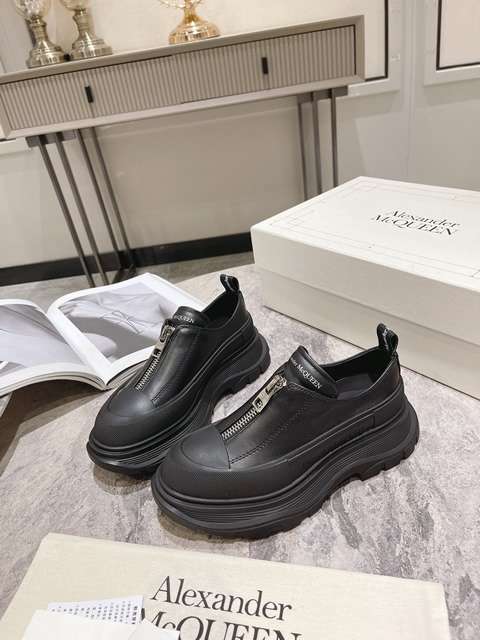 Replica High Quality McQueen Shoes For Men