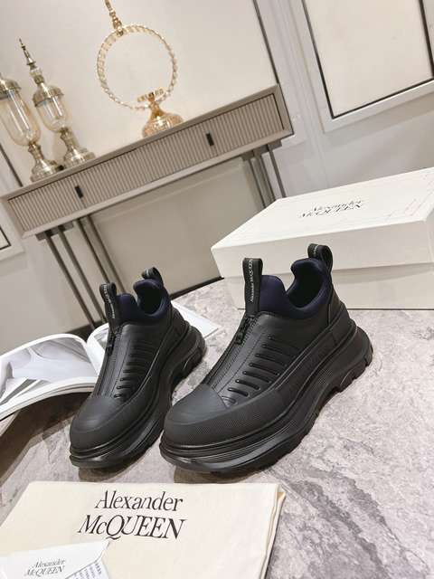 Replica High Quality McQueen Shoes For Men