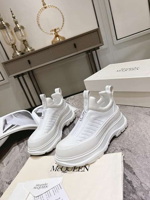 Replica High Quality McQueen Shoes For Men