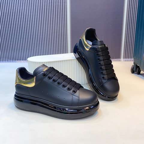 Replica High Quality McQueen Shoes For Men