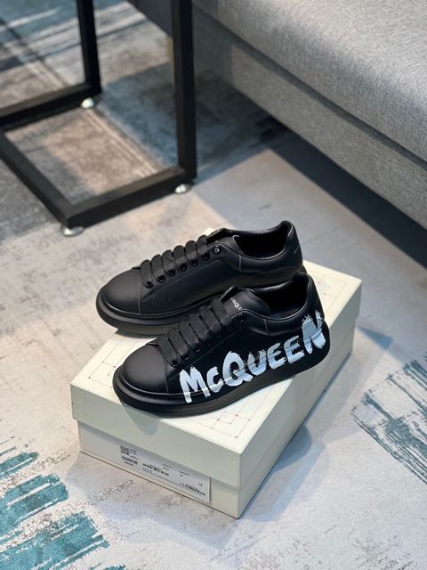 High Quality Replica McQueen Sneakers for Men