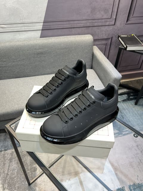 High Quality Replica McQueen Sneakers for Men