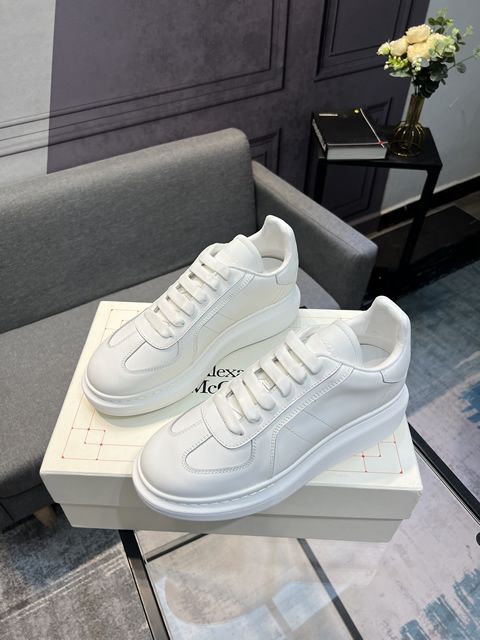 High Quality Replica McQueen Sneakers for Men