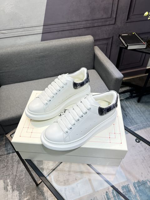 High Quality Replica McQueen Sneakers for Men