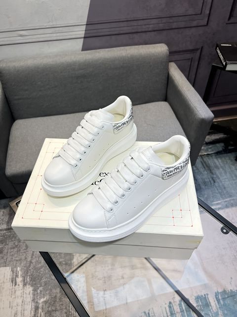 High Quality Replica McQueen Sneakers for Men