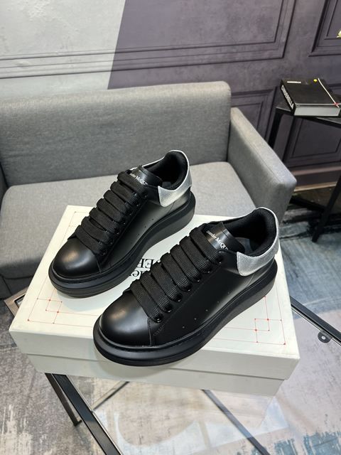 High Quality Replica McQueen Sneakers for Men