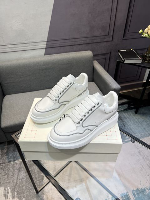 High Quality Replica McQueen Sneakers for Men