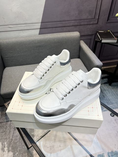 High Quality Replica McQueen Sneakers for Men