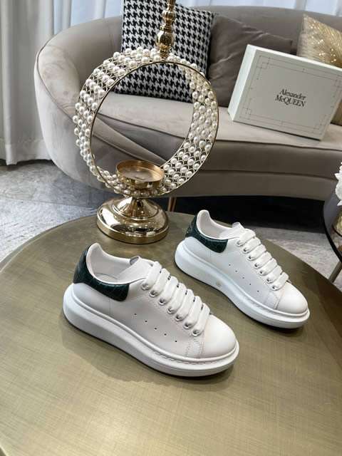 Replica McQueen Womens Shoes