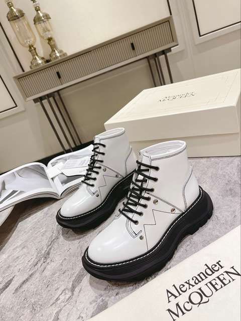 Replica McQueen Womens Shoes