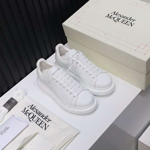 Replica McQueen Womens Shoes