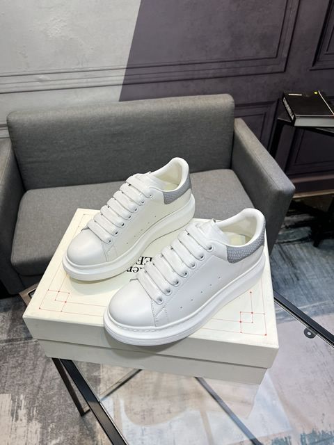 High Quality Replica McQueen Sneakers for Women