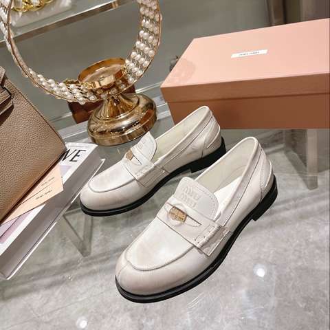 High Quality Replica Miumiu shoes for Women