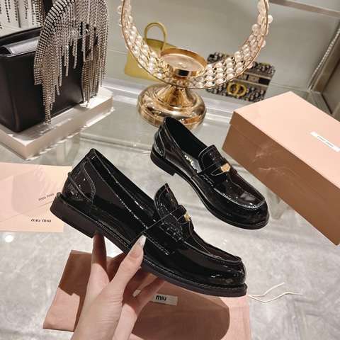 High Quality Replica Miumiu shoes for Women