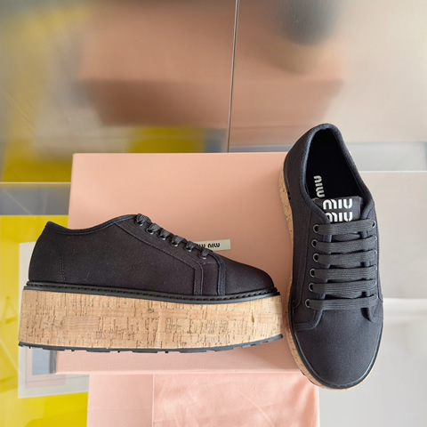 High Quality Replica Miumiu shoes for Women