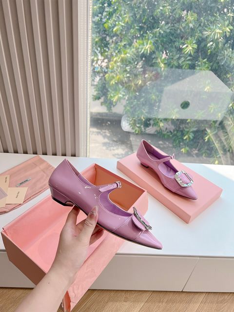 High Quality Replica Miumiu shoes for Women