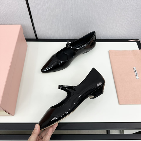 High Quality Replica Miumiu shoes for Women