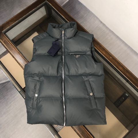 High Quality Replica Prada Man White Goose Down Vest