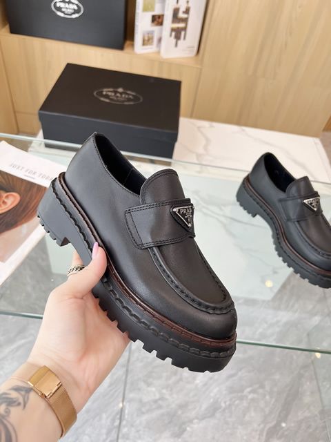 High Quality Replica Prada leather shoes for Women