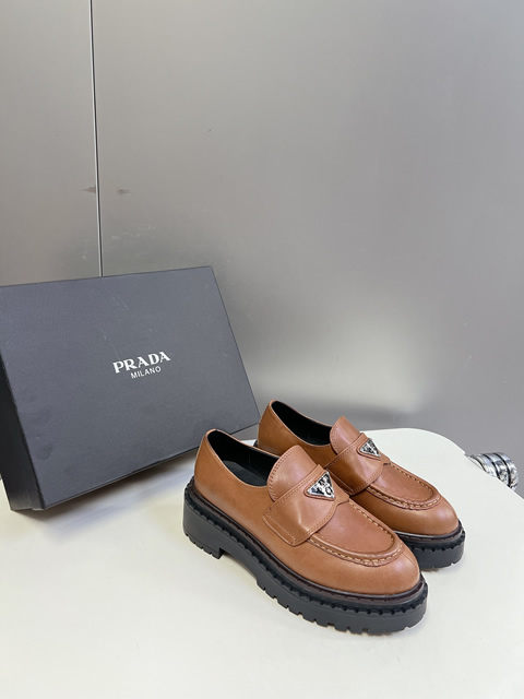 High Quality Replica Prada leather shoes for Women