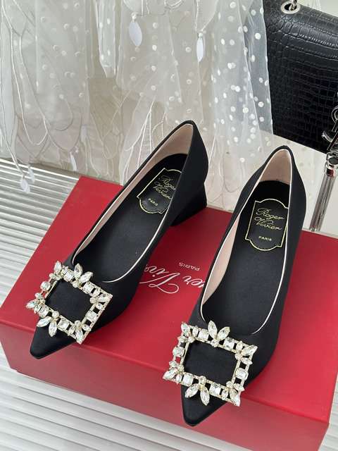 Replica High Quality Roger Vivier Shoes For Women