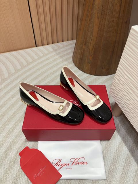 Replica High Quality Roger Vivier Shoes For Women