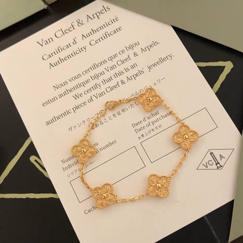 Replica Van Cleef & Arpels jewelry